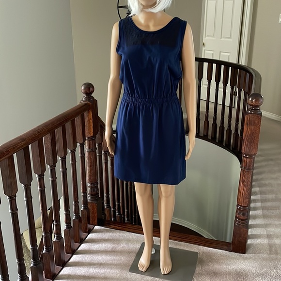 Gap embroidered sleeveless dress sz small - Picture 2 of 9